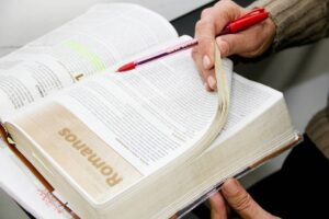 Texto Biblico Esfuerzate Y Se Valiente